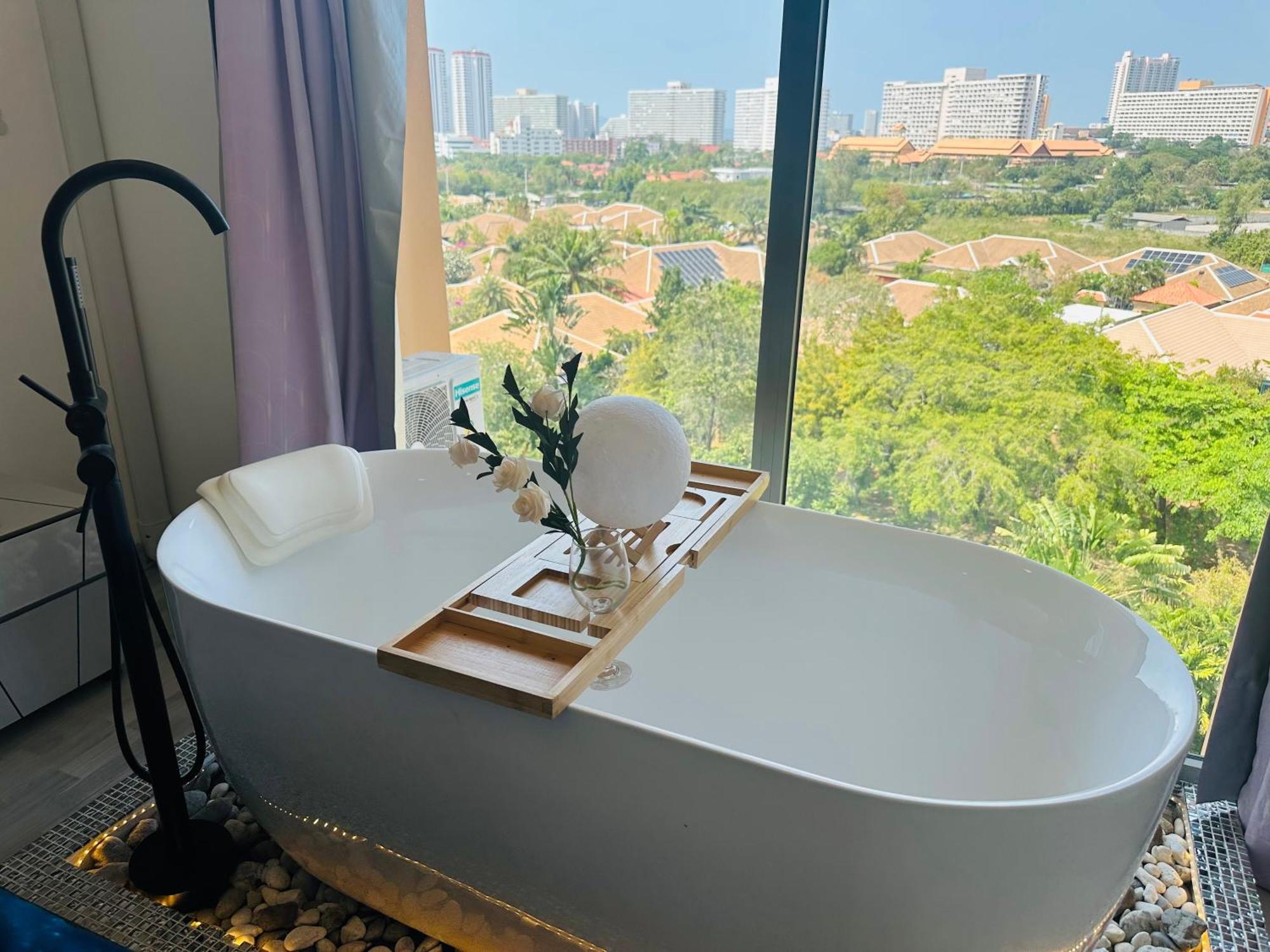 Laguna Beach Resort 2-Have Tub Loft Room Jomtien Beach Buitenkant foto