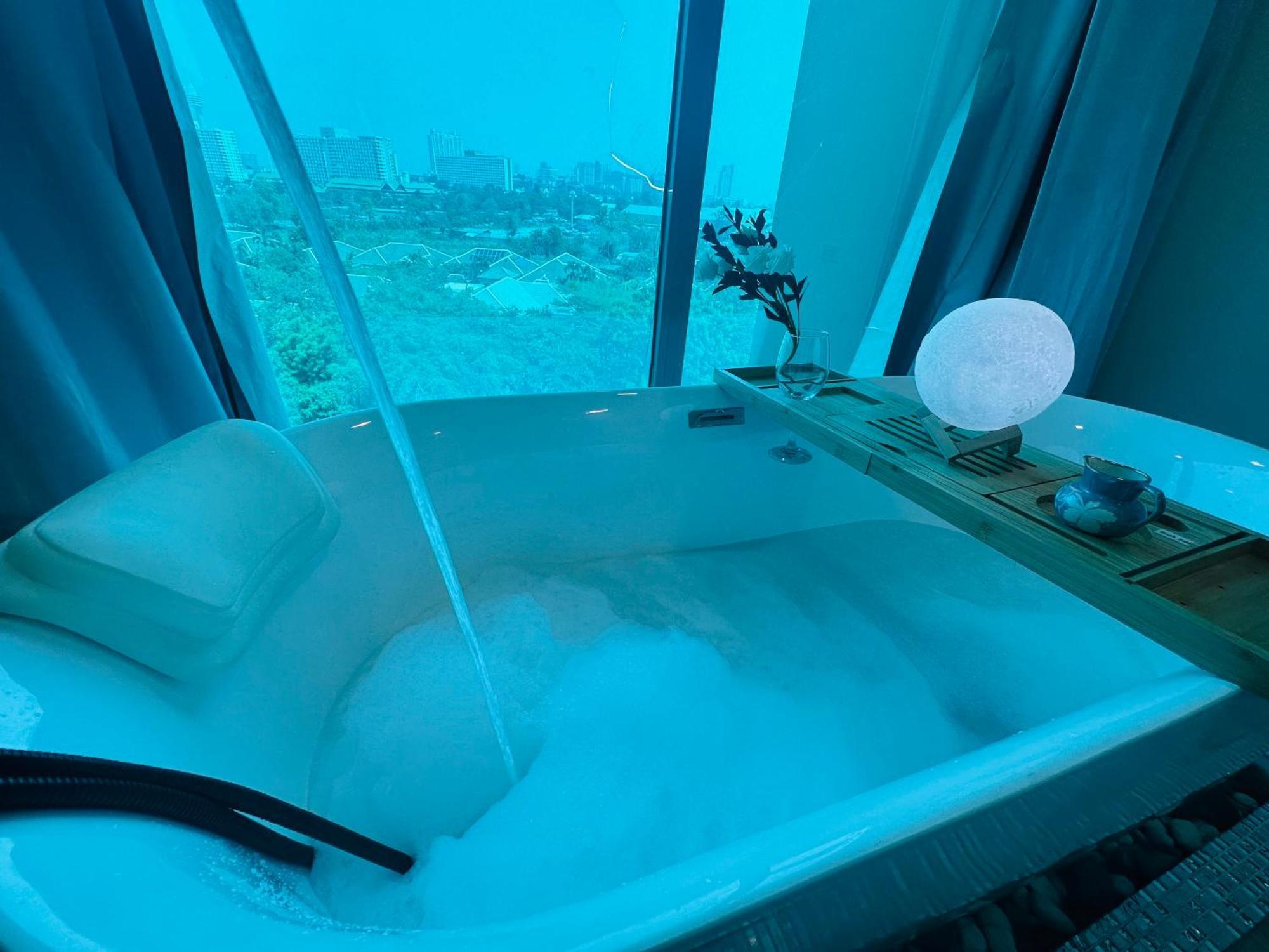 Laguna Beach Resort 2-Have Tub Loft Room Jomtien Beach Buitenkant foto