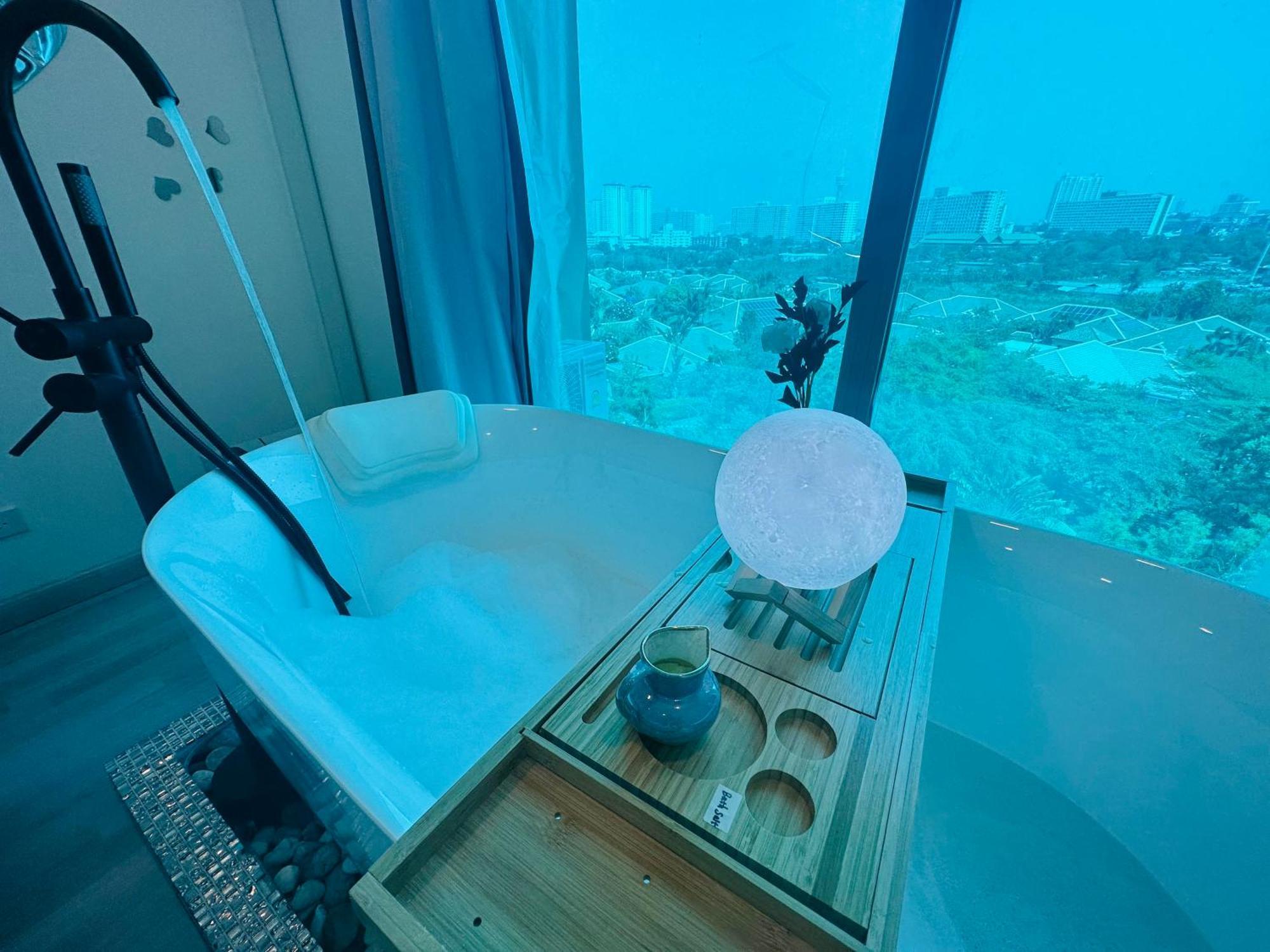 Laguna Beach Resort 2-Have Tub Loft Room Jomtien Beach Buitenkant foto